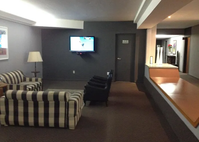Hotel Duque Center 3*
